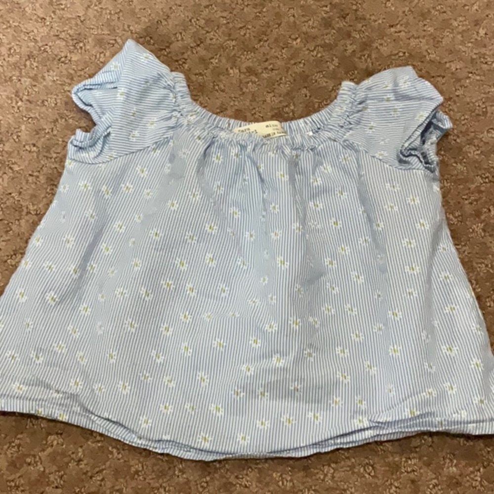🌷ZARA BABY GIRL TOP IN SIZE 6-9 MONTHS